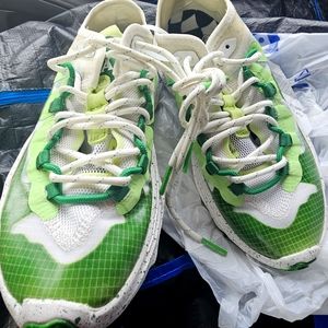 listing-status-banner